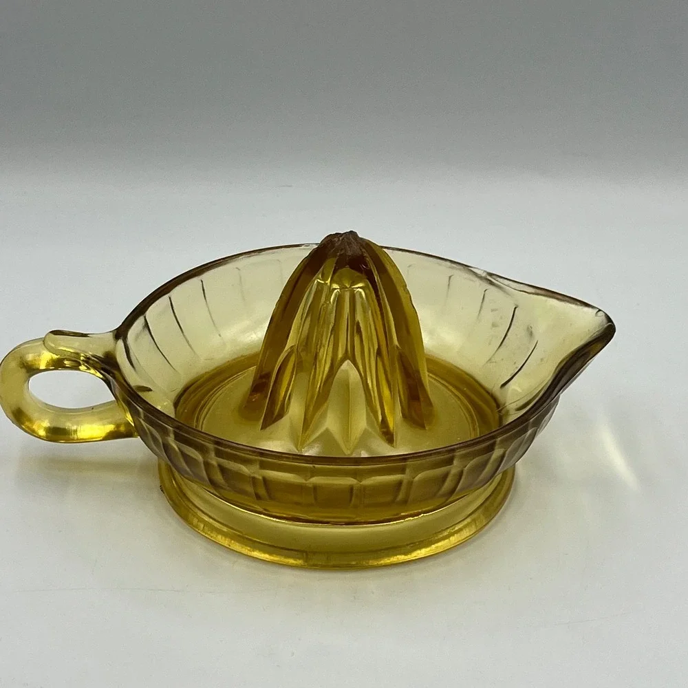 Amber Glass Citrus Juicer Reamer Yellow Kitchenware Vintage